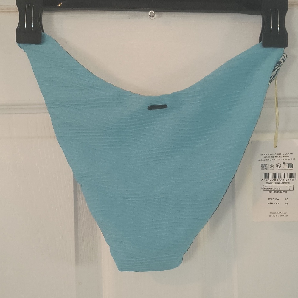 Maaji Sea Blue Splendour Reversible Bikini Bottom Size S NWT - Picture 4 of 7